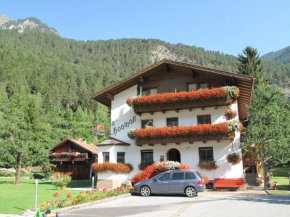 sHoamatl, Pfunds, Österreich